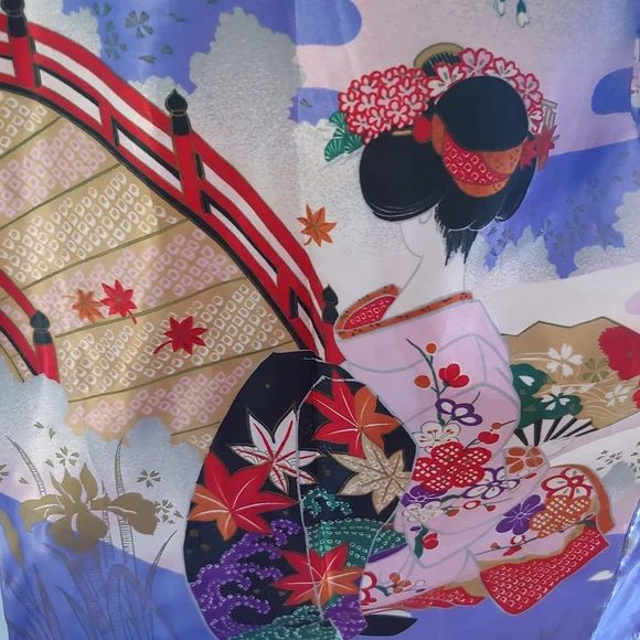Kimono Style Japanese Robe - Picture 8 of 14
